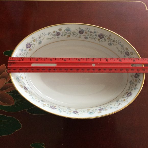 Noritake Longwood 1970's Pattern Serving Vegetable Bowl Purple and Blue Flowers - Picture 7 of 7